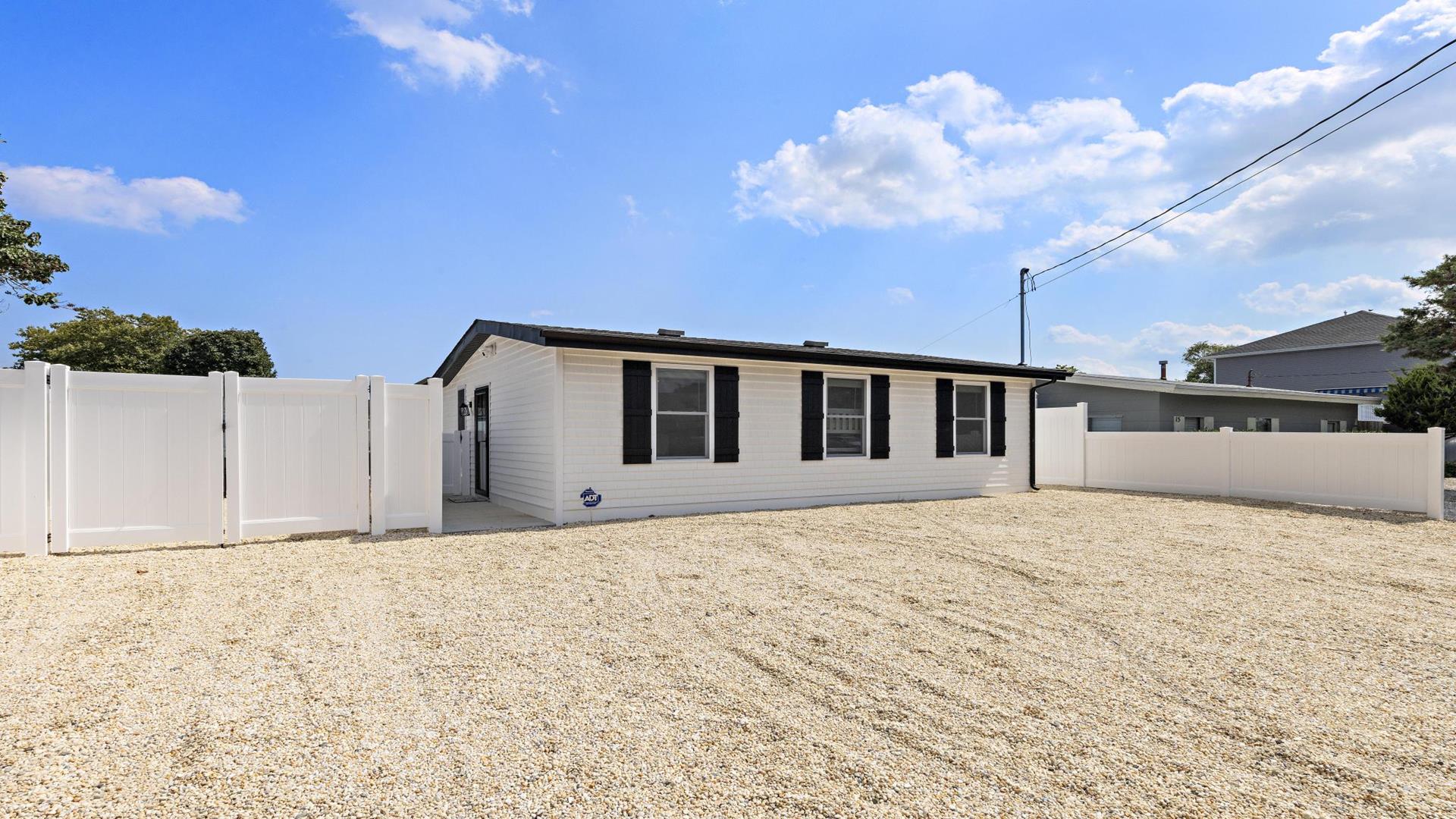 11 Charles Blvd Beach Haven West